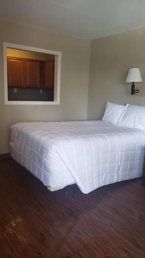 Fairbridge Inn & Suites 列治文山 外观 照片